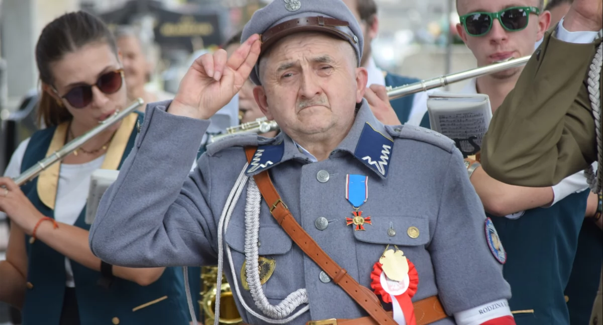 zaproszenia, Pamięć bohaterach wojny sierpnia uroczystości Sochocinie - zdjęcie, fotografia