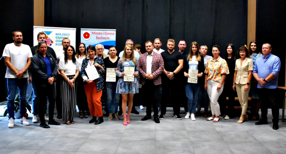 konkursy, Laureaci konkursu fotograficznego nagrodzeni Sochocinie - zdjęcie, fotografia
