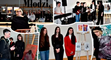 Artystycznie na Płockiej - wernisaż wystawy „Młodzi zdolni - dlaczego NIE?”