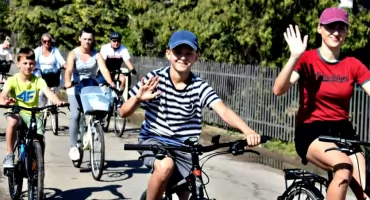 Siedliniaki rowerami na Paryż
