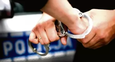 Dwaj 20-latkowie zatrzymani w sprawie brutalnego pobicia na Warszawskiej 